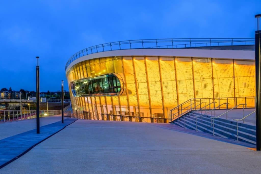 Studio 1 Chartres Gare Et Colisee A 100M Buitenkant foto